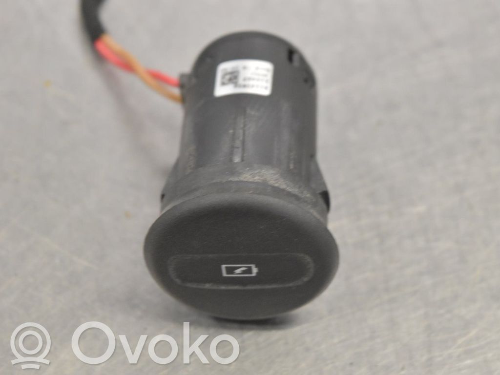 Volvo V60 Gniazdo / Złącze USB 