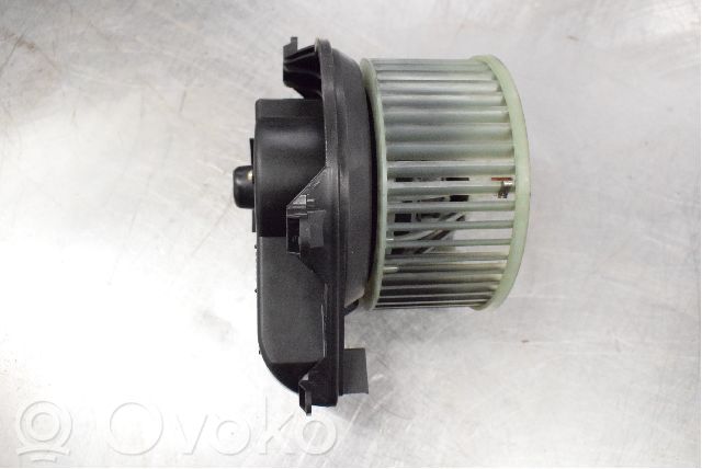 Ventola riscaldamento/ventilatore abitacolo   2387901