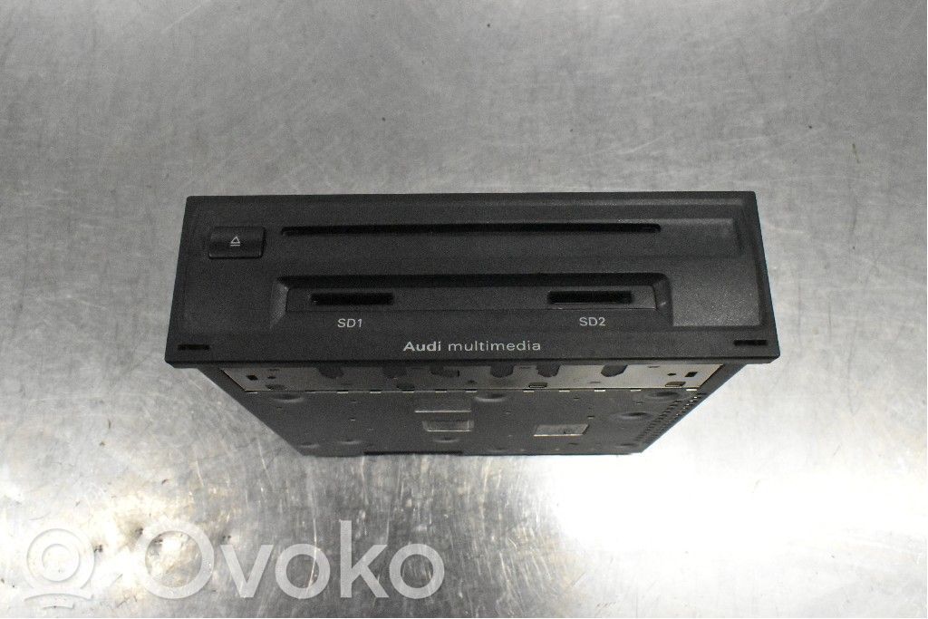 GPS navigation control unit/module   4E0035666,4E0035666HX