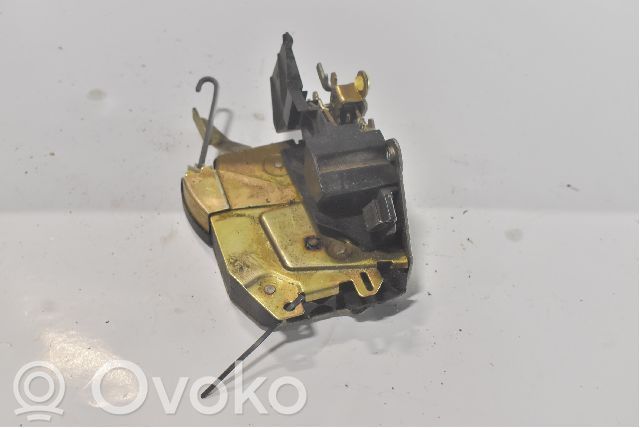 Priekinė durų spyna   406208