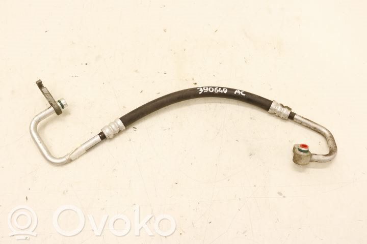 Ford Ranger Ilmastointilaitteen putki (A/C) 