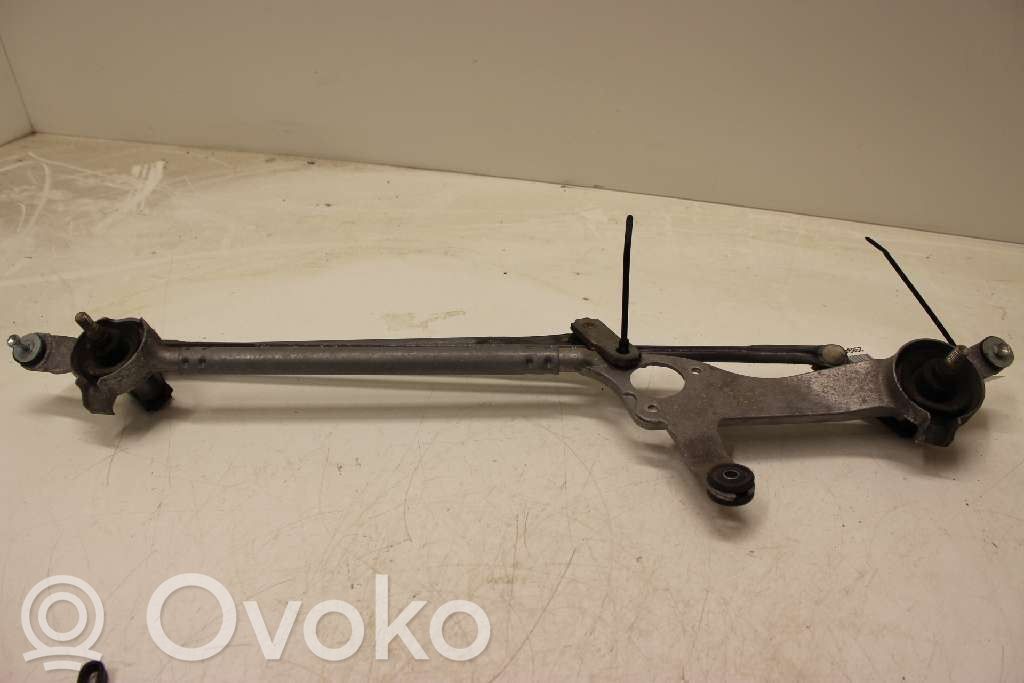 Front wiper linkage