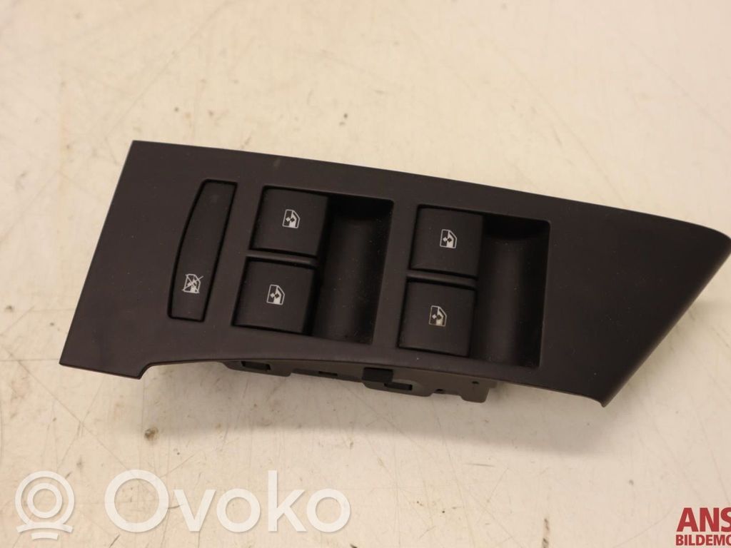 Opel Astra J Comutator comandă geamuri electrice 