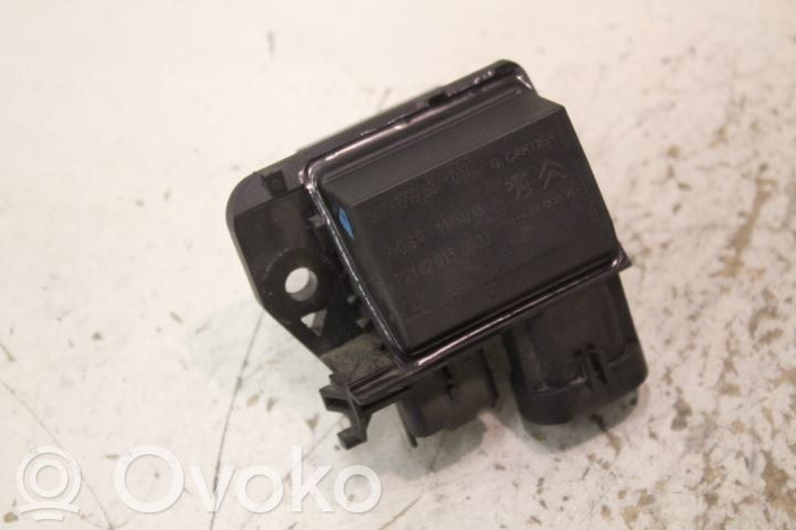 Peugeot Expert Releu ventilator lichid răcire