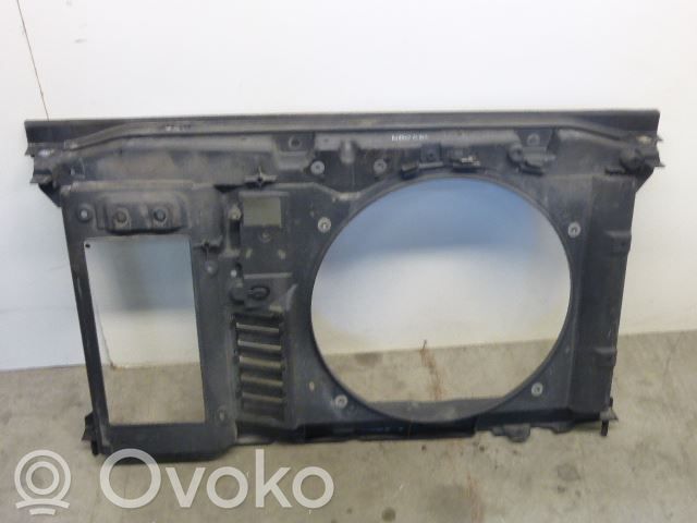 Pas przedni   7104HG