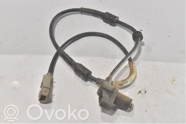 Czujnik prędkości obrotowej koła ABS   188318