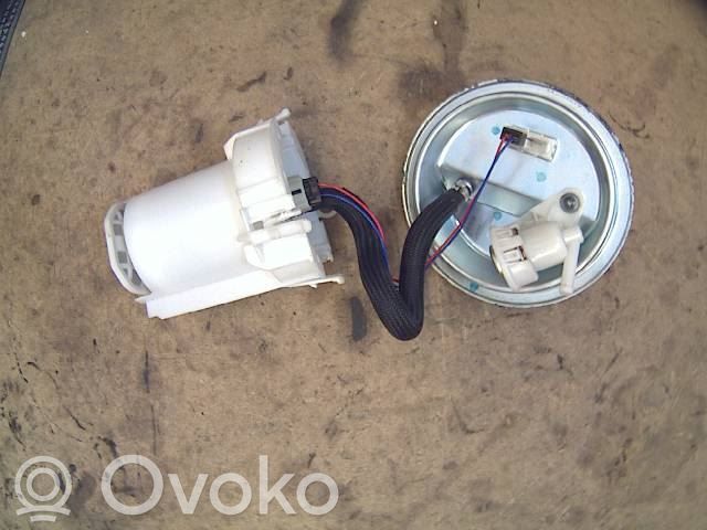 Opel Corsa C Polttoainesäiliön pumppu 