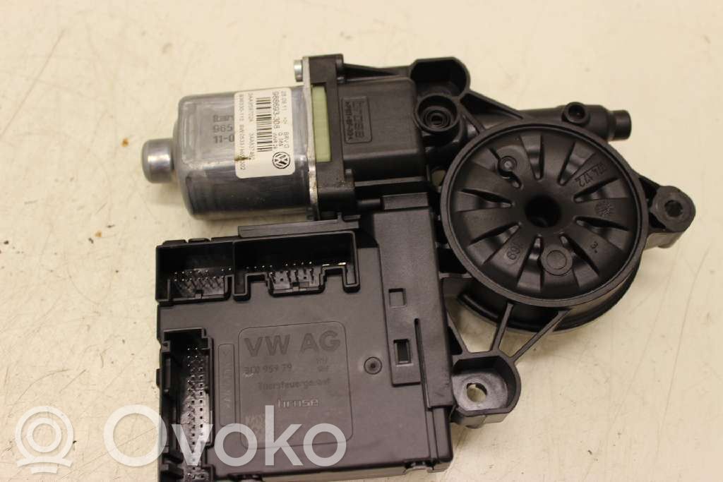 Volkswagen PASSAT B7 Motor macara geam ușă față 
