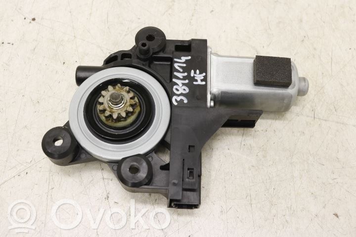 Volvo XC70 Motor macara geam ușă față