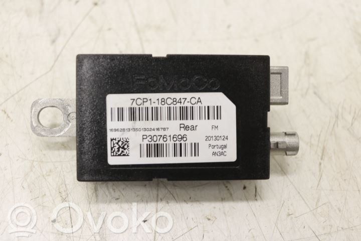 Volvo V60 Amplificator antenă aeriană 