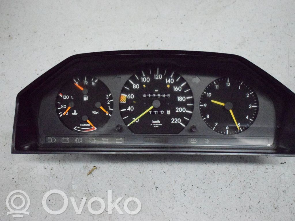 Tachimetro (quadro strumenti)   1245406448