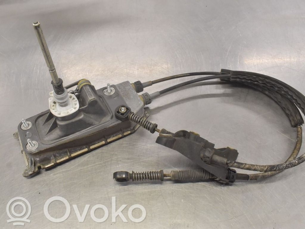 Volkswagen Polo IV 9N3 Câble de changement de vitesse