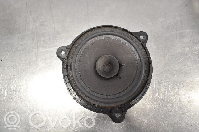 Parcel shelf speaker   7711575880