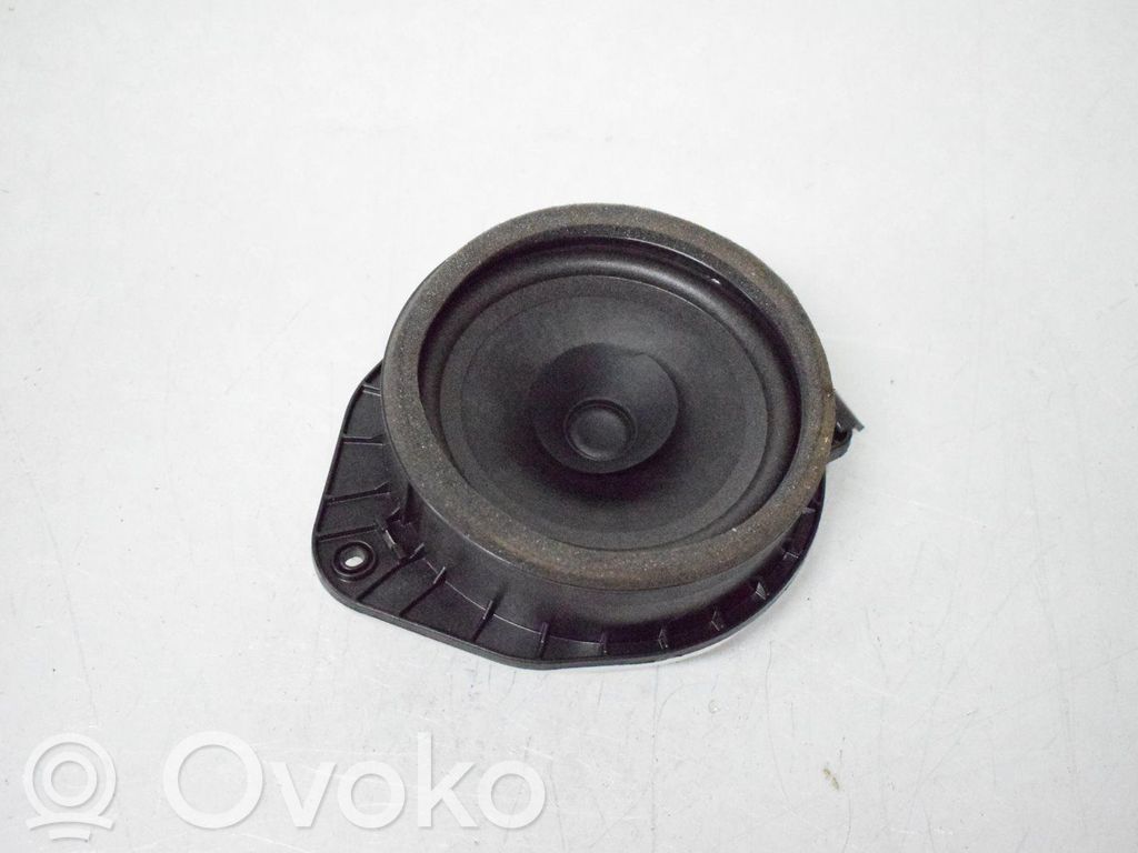 Saab 9-5 Takaoven kaiutin 