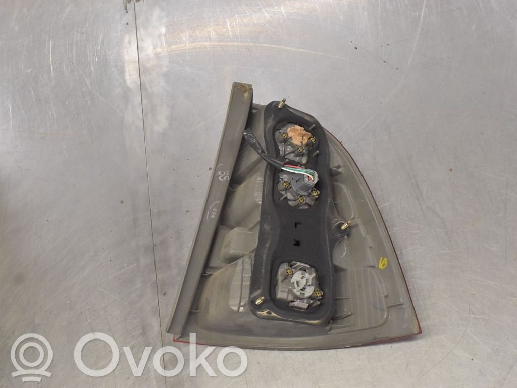 Toyota Corolla E120 E130 Lampa tylna 