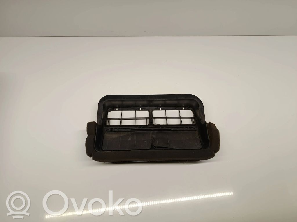 Subaru Legacy Quarter panel pressure vent 