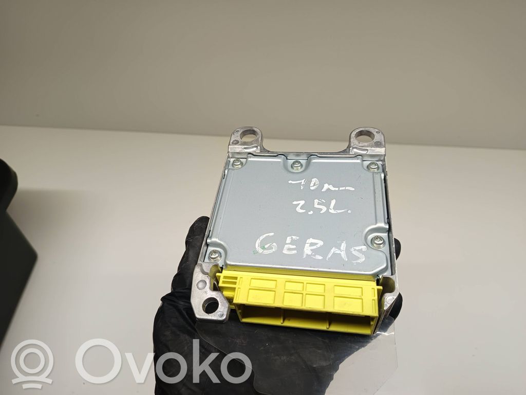 Subaru Outback Airbag control unit/module 