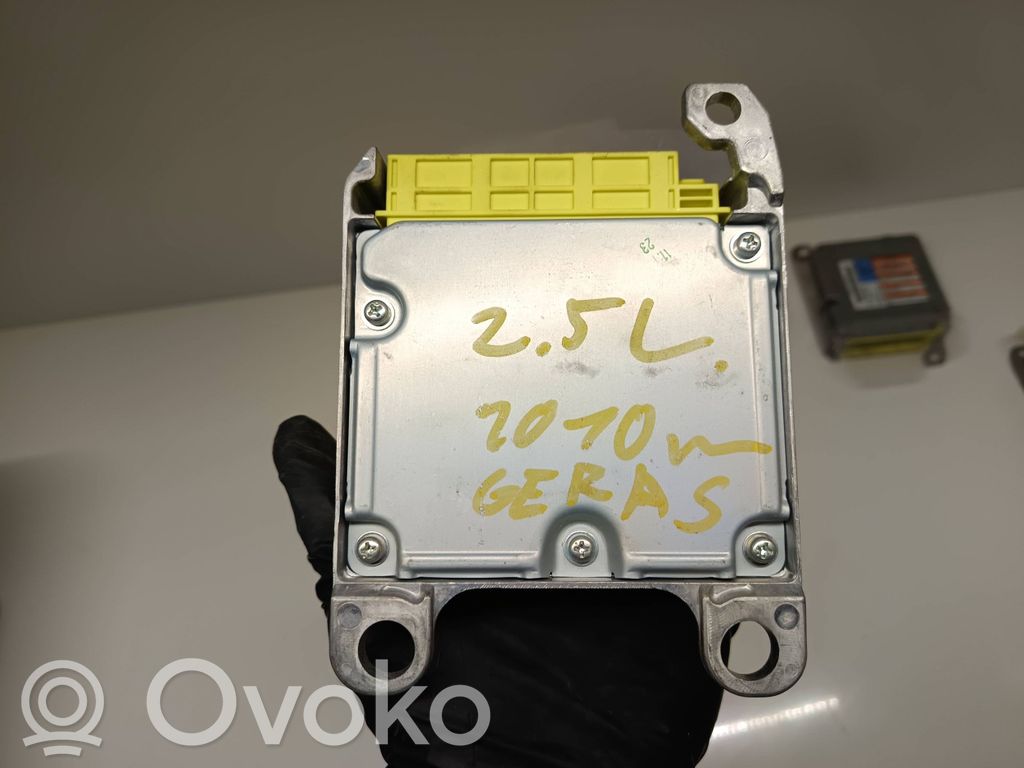 Subaru Outback Airbag control unit/module 