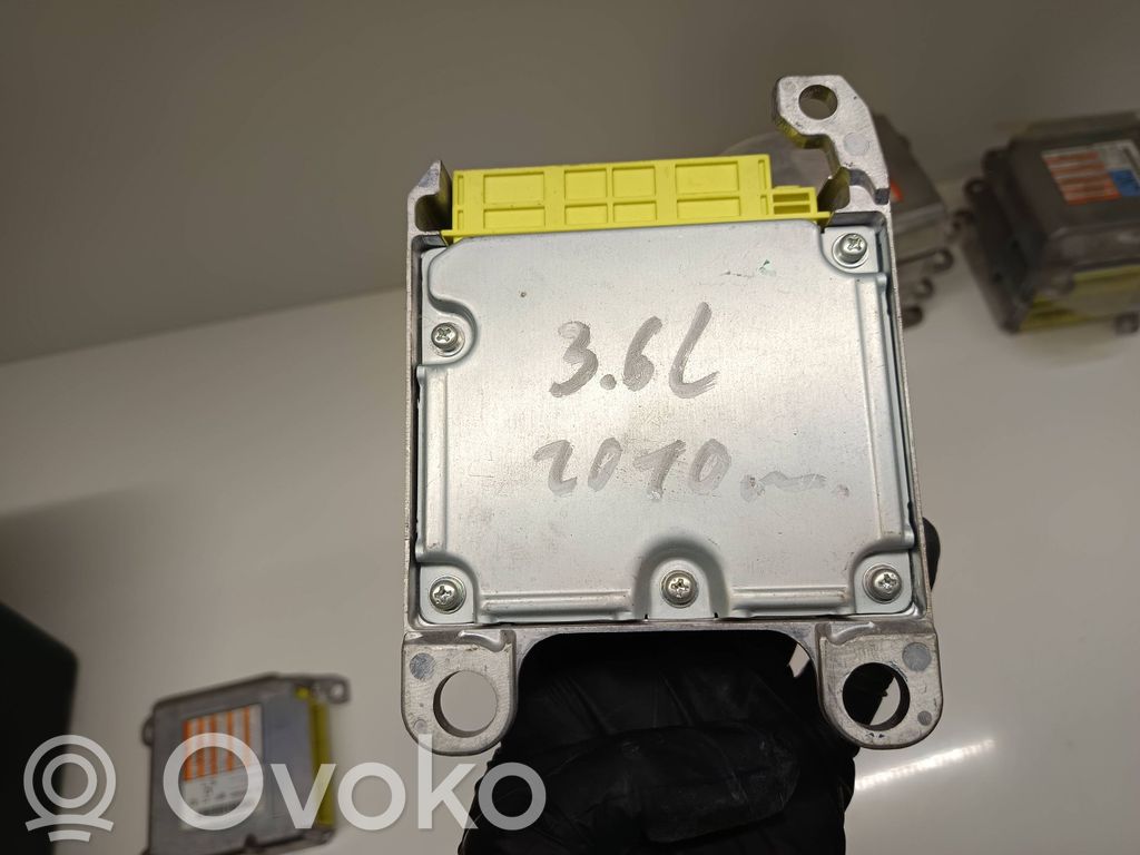 Subaru Outback Airbag control unit/module 