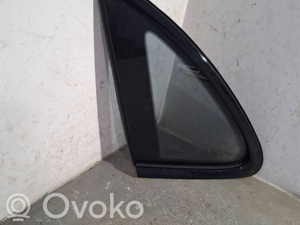 Mercedes-Benz E W238 Finestrino laterale posteriore 