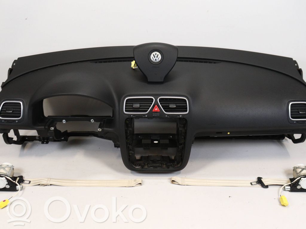 Volkswagen Eos Панель 