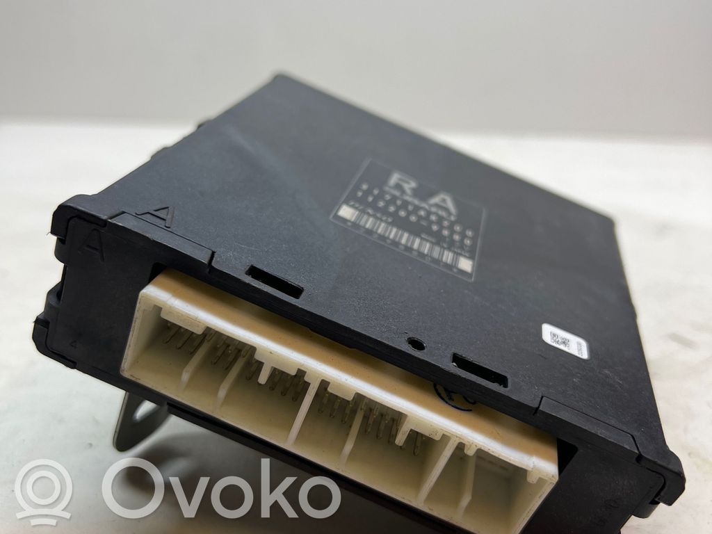 Gearbox control unit/module   31711AK200,1122009880