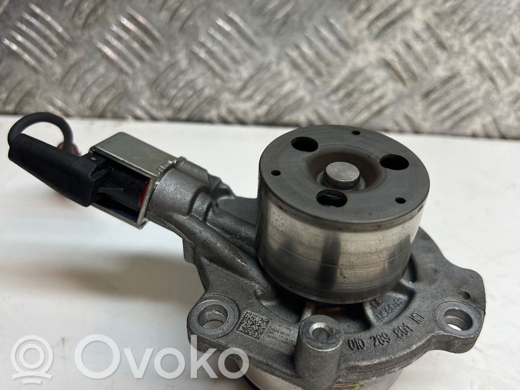 Volkswagen PASSAT B8 Pompe de circulation d'eau 