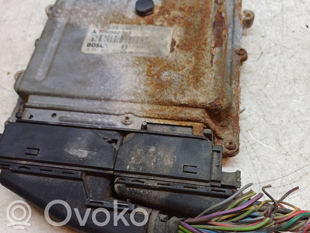 Mitsubishi Colt CZ3 Engine control unit/module 