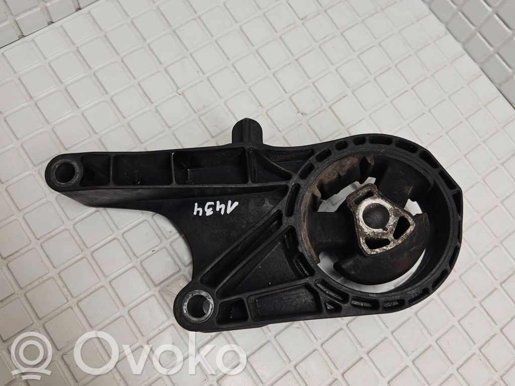 Engine mount bracket   2300102