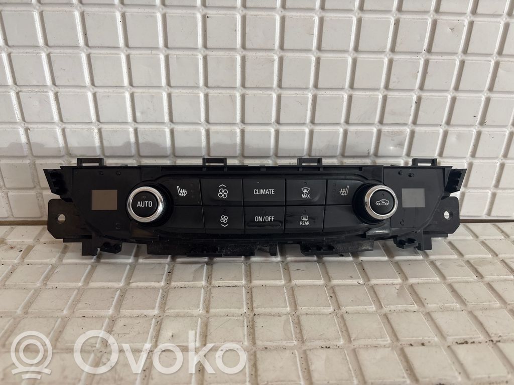 Opel Insignia B Climate control unit 