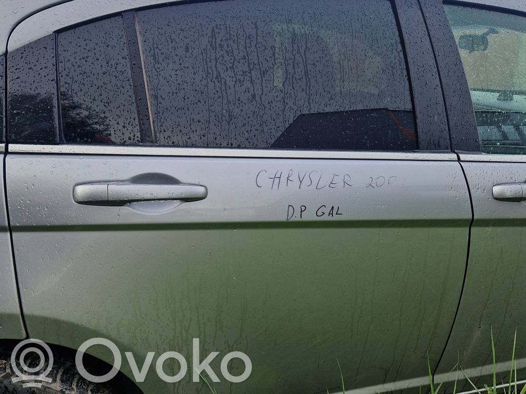 Chrysler 200 Galinės durys 