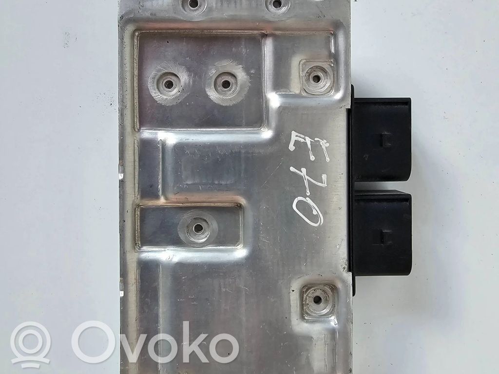 BMW X5 E70 Transfer box differential control unit 