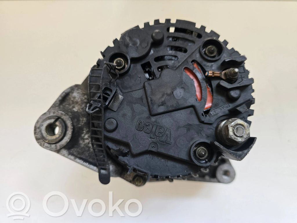 Audi A4 S4 B5 8D Ģenerators 