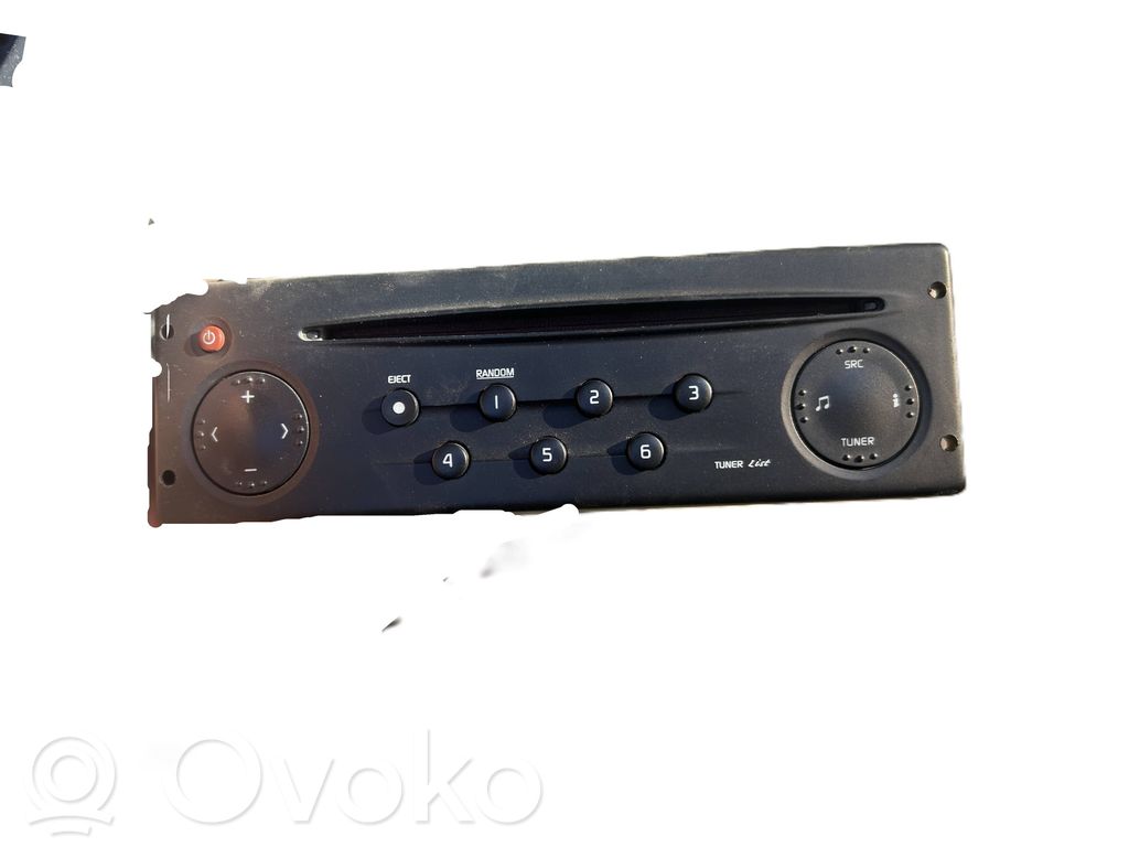 Renault Mascott Panel / Radioodtwarzacz CD/DVD/GPS 