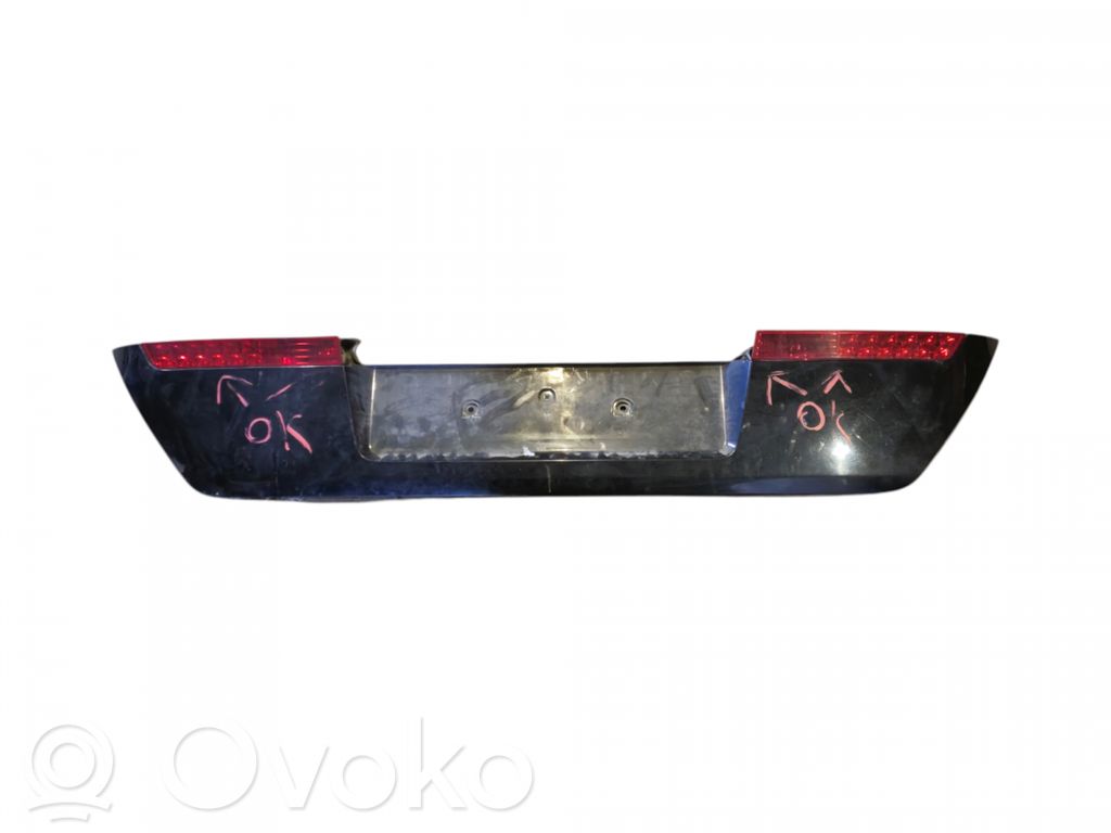 BMW 7 E65 E66 Tailgate trim 