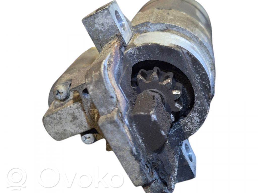 Motor de arranque   M000T90981,L813