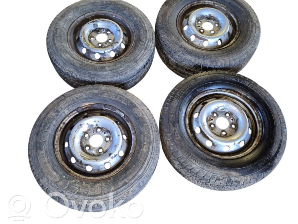 Iveco Daily 3rd gen R15 steel rim 