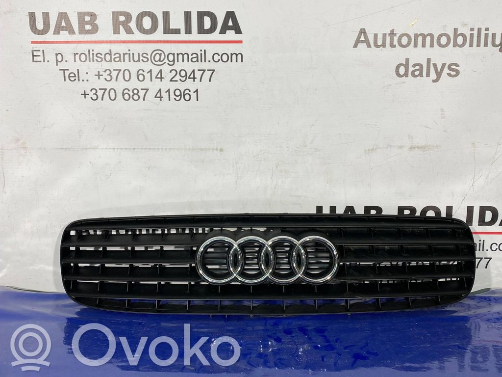 Audi TT Mk1 Etupuskurin ylempi jäähdytinsäleikkö 