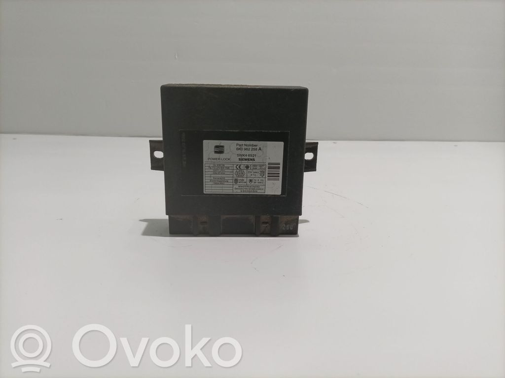 Seat Cordoba (6K) Autres unités de commande / modules 