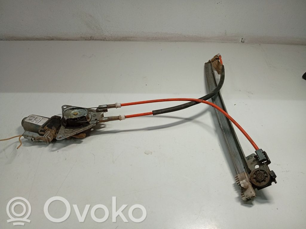 Citroen Saxo Front door manual window regulator 
