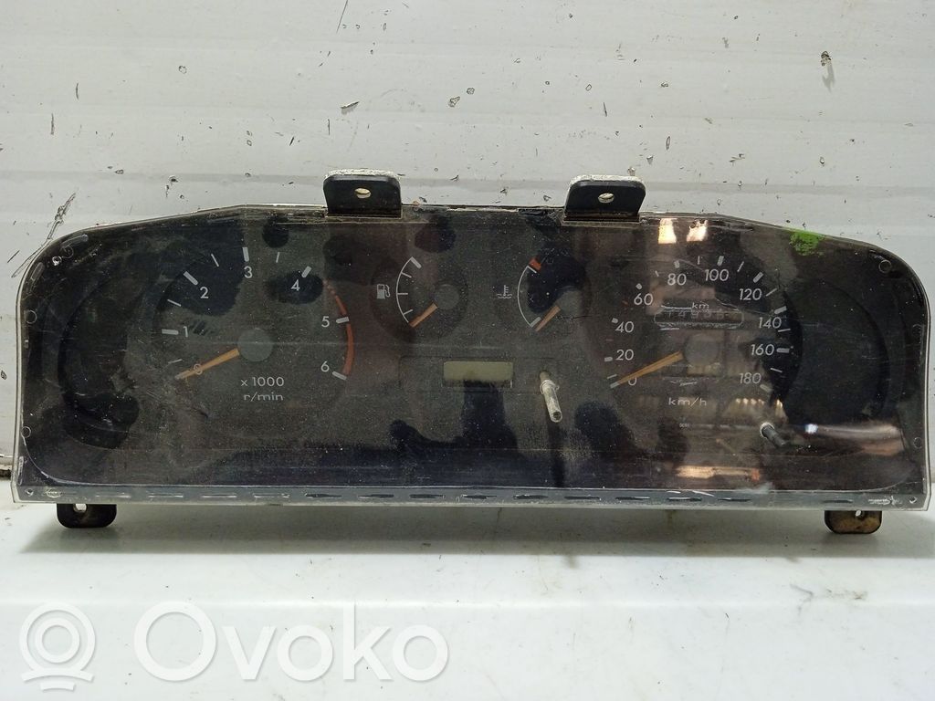 Nissan Terrano Speedometer (instrument cluster) 