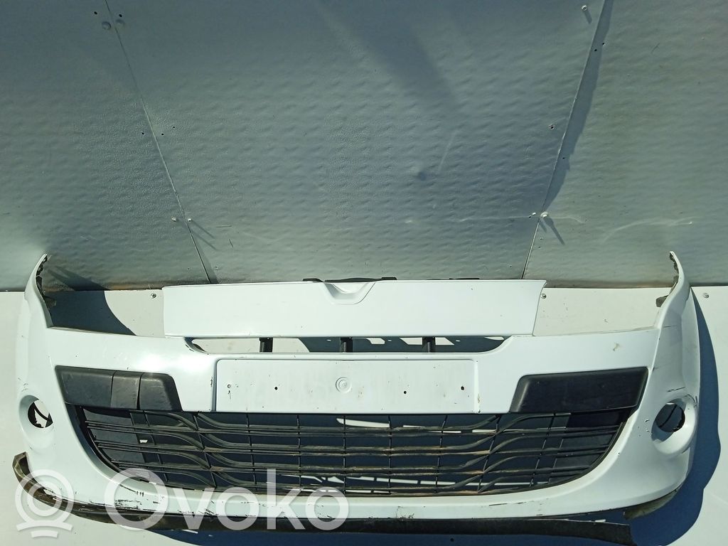 Renault Megane III Zderzak przedni 