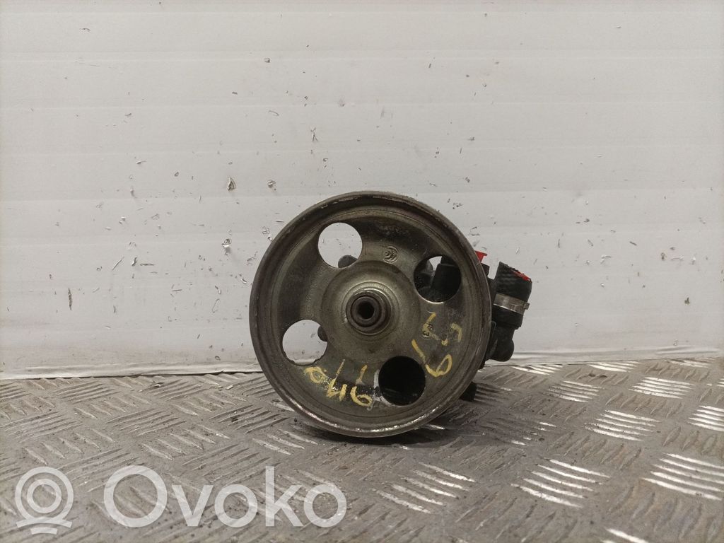Citroen C5 Power steering pump 