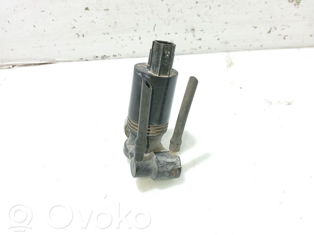 Ford Fiesta Windscreen/windshield washer pump 