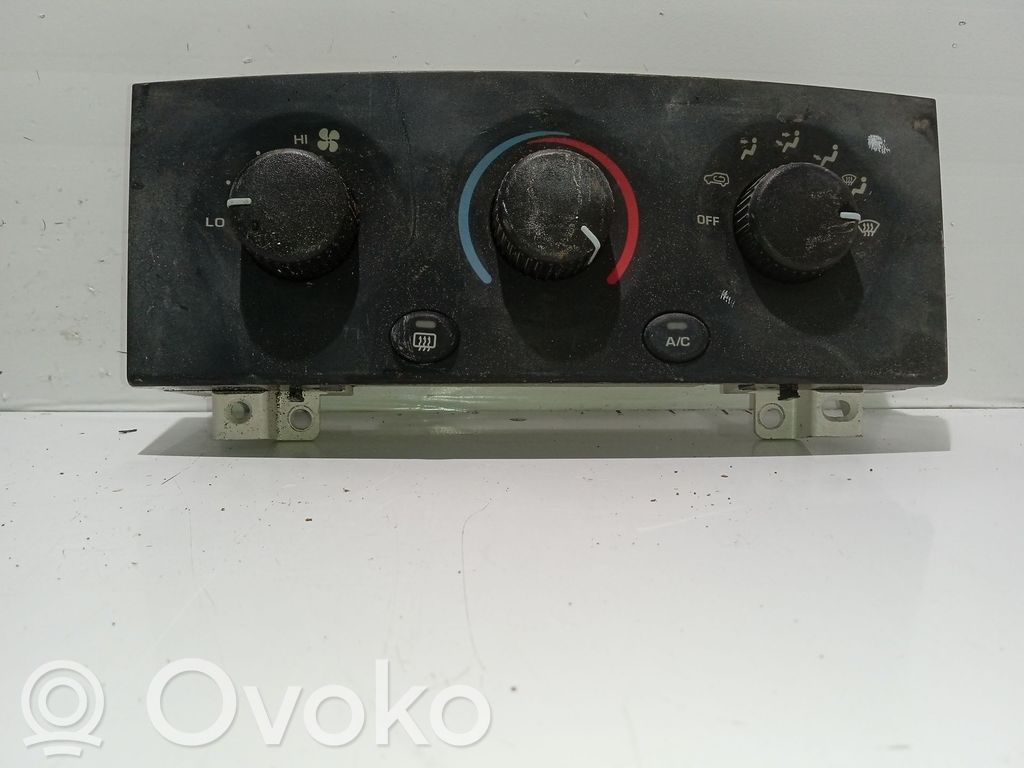 Jeep Grand Cherokee (WJ) Panel klimatyzacji 