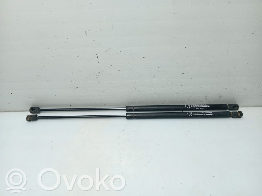 BMW 3 E36 Bagāžnieka amortizators 