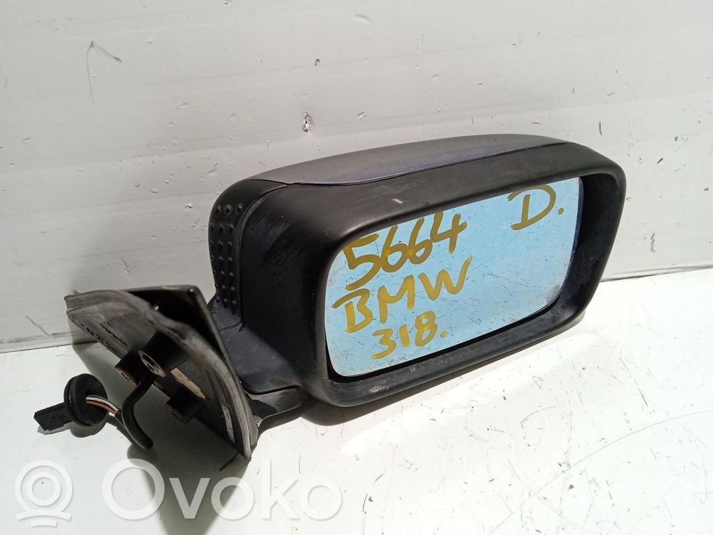 BMW 3 E36 Front door electric wing mirror 