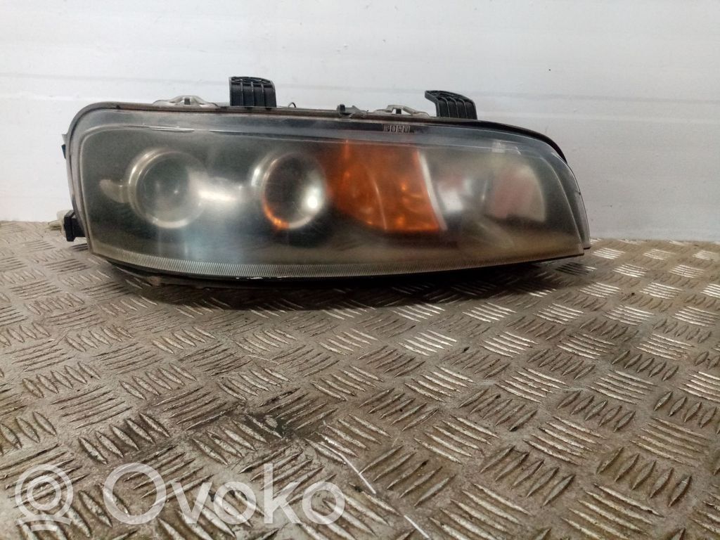 Fiat Punto (188) Etu-/Ajovalo 