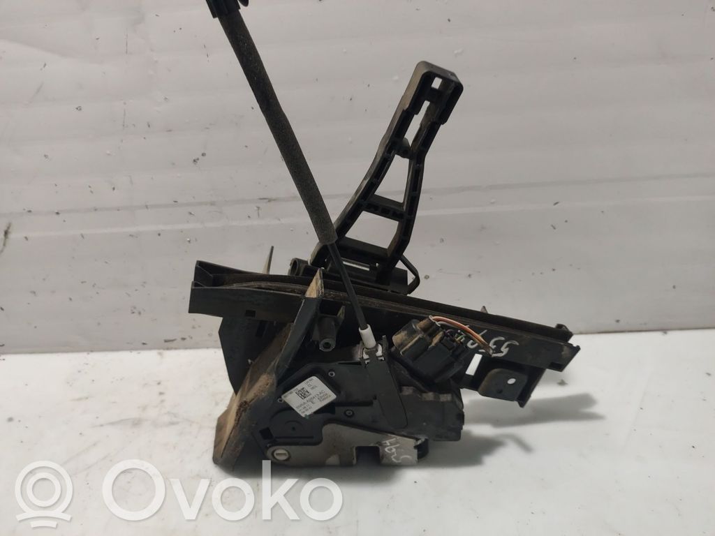 Ford Focus Aizmugurē slēdzene 