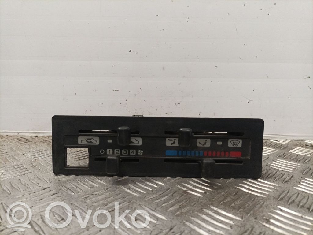 Nissan Patrol 260 Module unité de contrôle climatisation